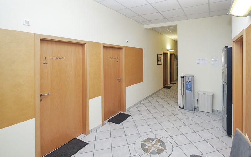 Durchgangsbereich - zu den Behandlungszimmern